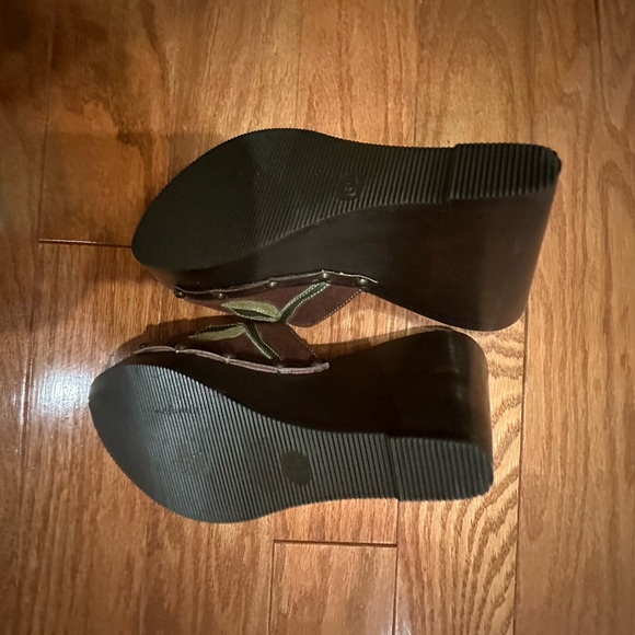 Coach Floral Suede Patchwork Wooden Wedge Sandal Size 6.5 - Picture 5 of 15